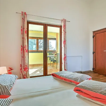 Ulika-4 By Interhome Tar-Vabriga